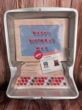Wilton 1997 Computer Cake Pan